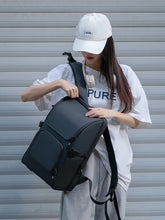 将图片加载到图库查看器,Tramp Mini後背包